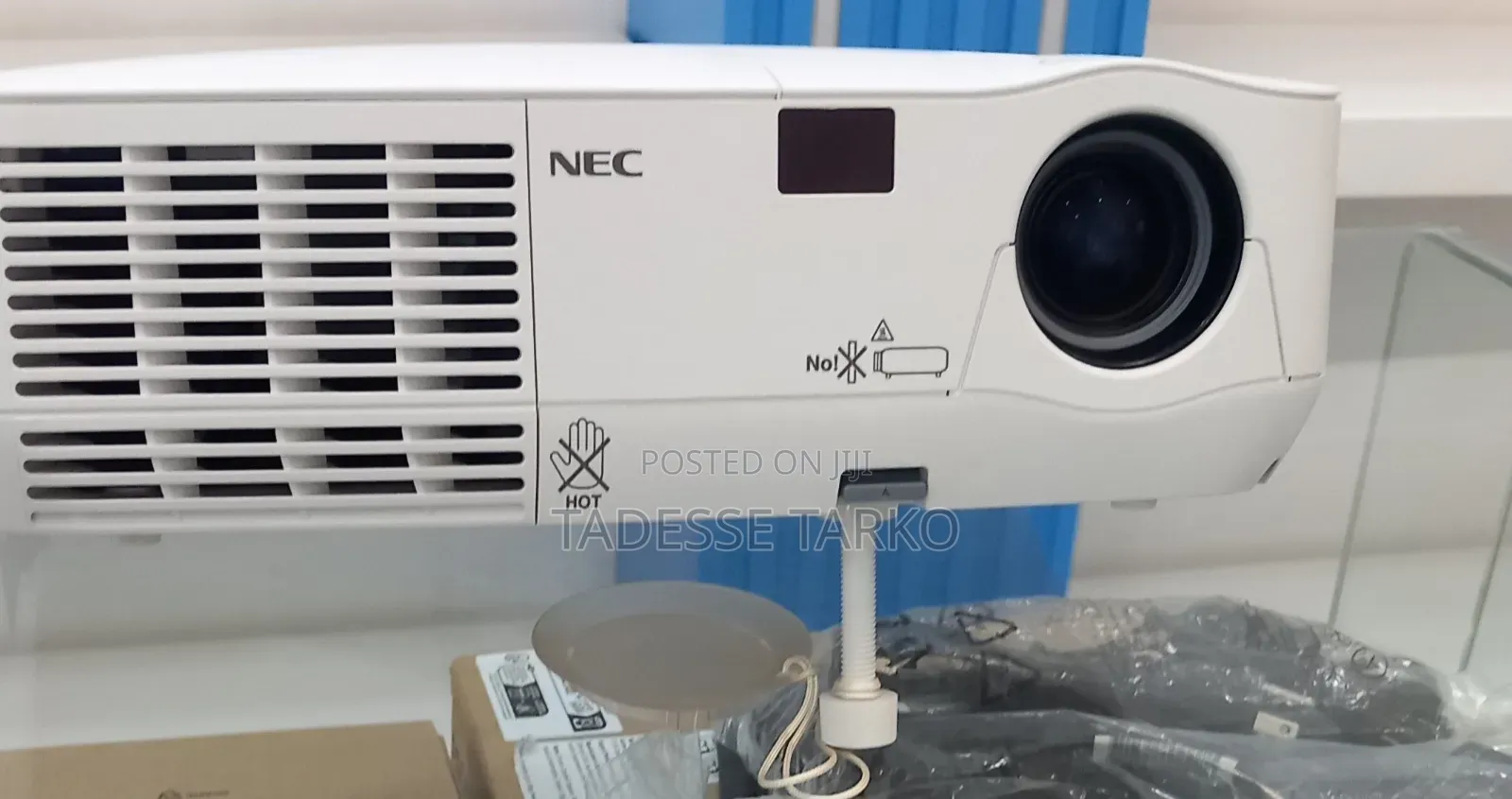 Nec Projector