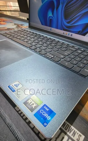 New Laptop Dell Inspiron 15 3000 16GB Intel Core i7 SSD 512GB