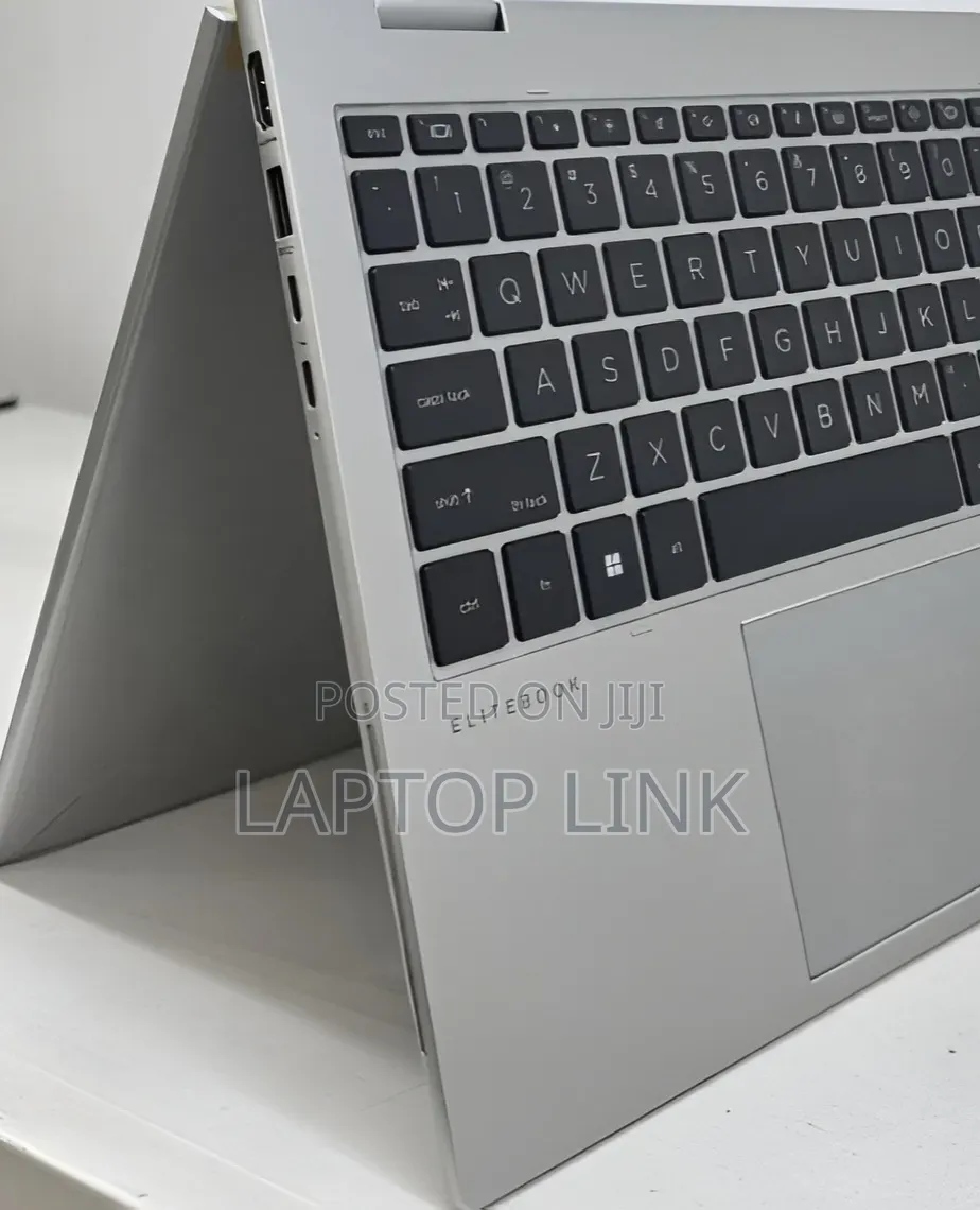 New Laptop HP EliteBook 830 16GB Intel Core i7 SSD 512GB