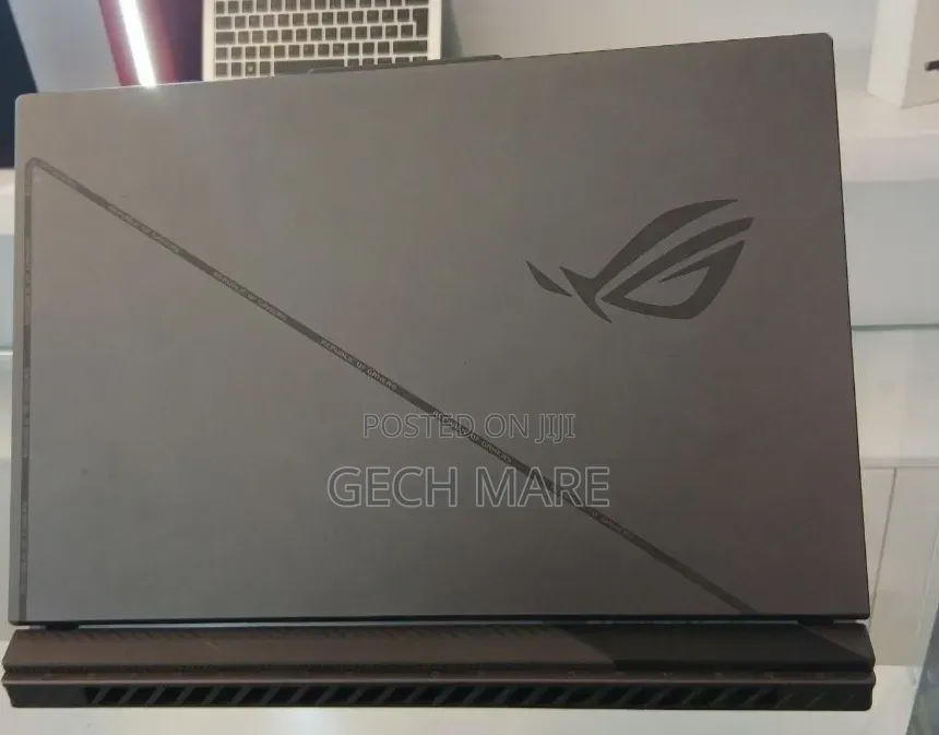 New Laptop Asus ROG Strix G15 16GB Intel Core i9 SSD 1T