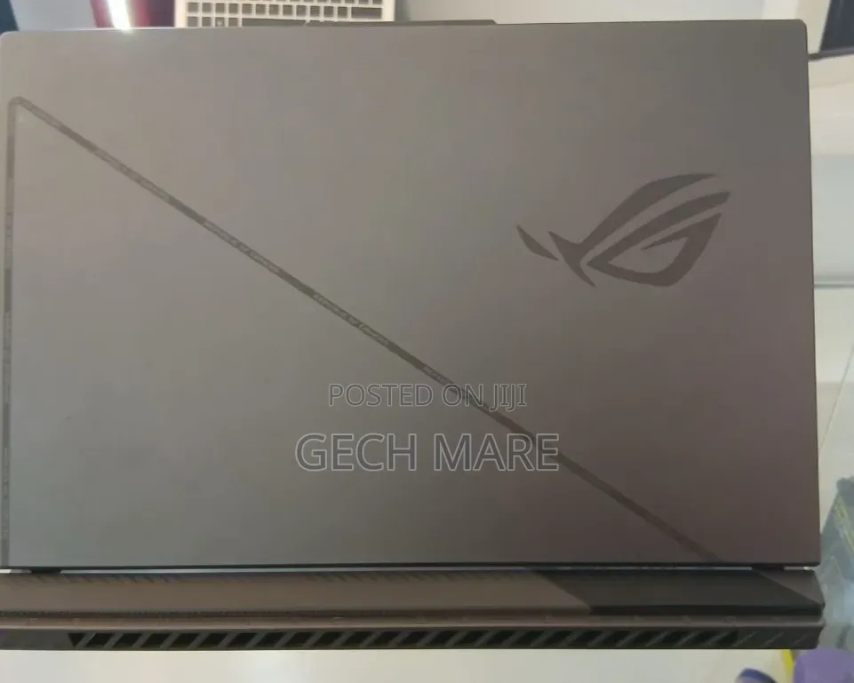 New Laptop Asus ROG Strix G15 16GB Intel Core i9 SSD 1T