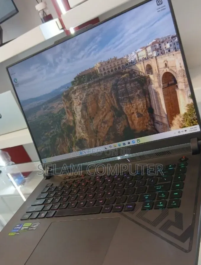 New Laptop HP Pavilion 15 16GB Intel Core i7 SSD 1T