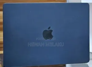 New Laptop Apple MacBook Air 2025 M4 16GB Apple M4 SSD 256GB