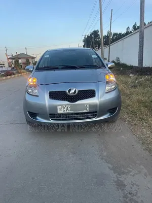 Toyota Yaris 2007 Gray