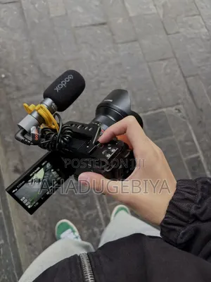Sony ZV-E10 Mark I Mirrorless Vlogging Camera | Video |