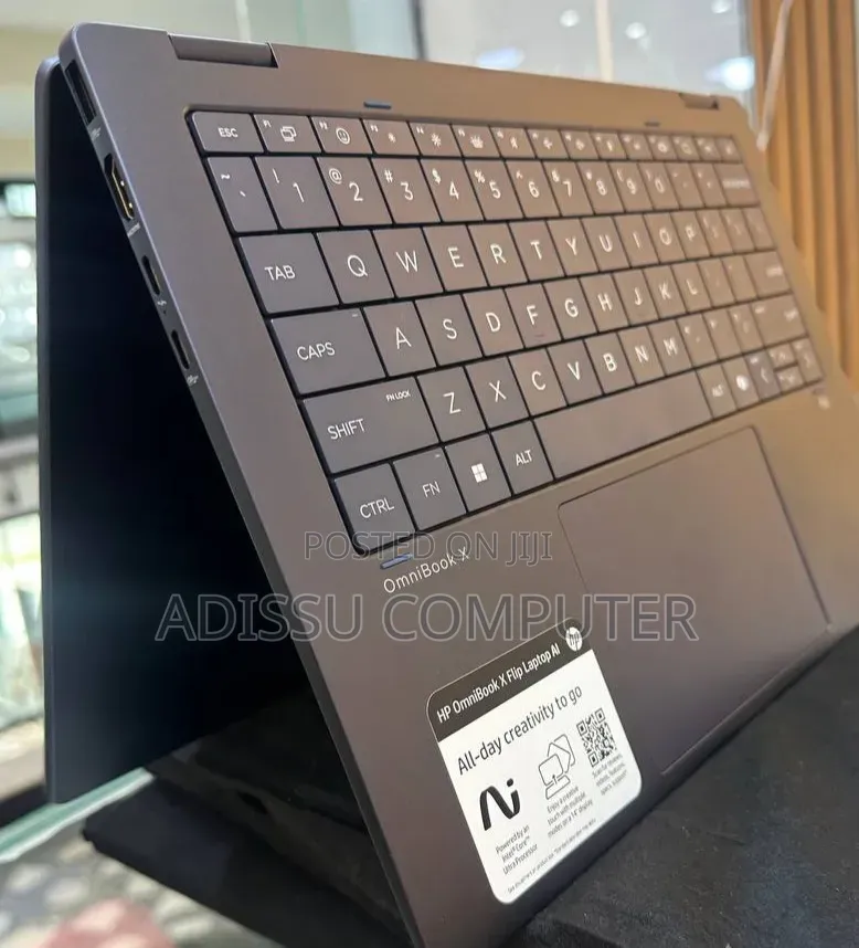 New Laptop HP OmniBook 5 14" 16GB Intel Core Ultra 7 SSD 1T