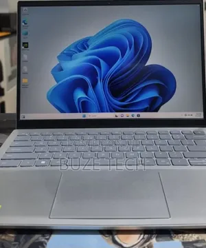 New Laptop Dell 16GB Intel Core i7 SSD 512GB