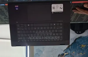 New Asus ProArt Studiobook Pro 16 OLED 16GB Intel Core i7 SSD 512GB