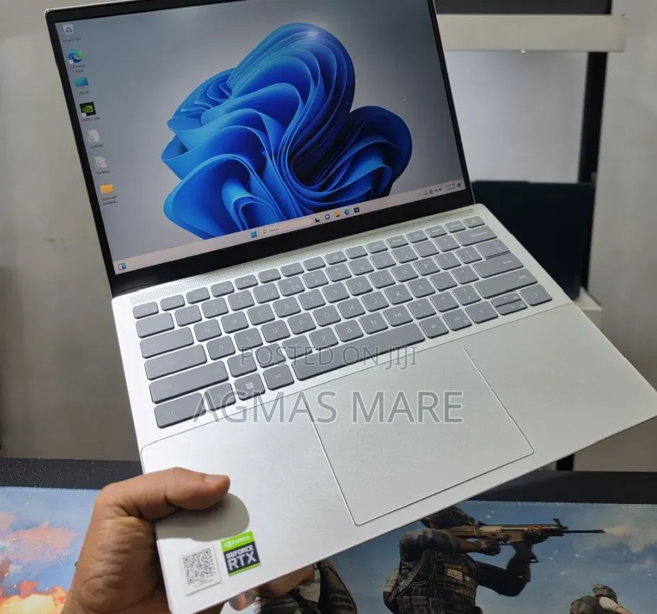 New Laptop Dell Inspiron 14 16GB Intel Core i7 SSD 512GB