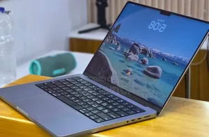 New Laptop Apple MacBook Pro 2021 M1 32GB Apple M1 Pro SSD 512GB