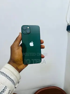 Apple iPhone 13 128 GB Green