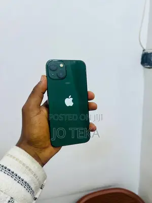 Apple iPhone 13 128 GB Green