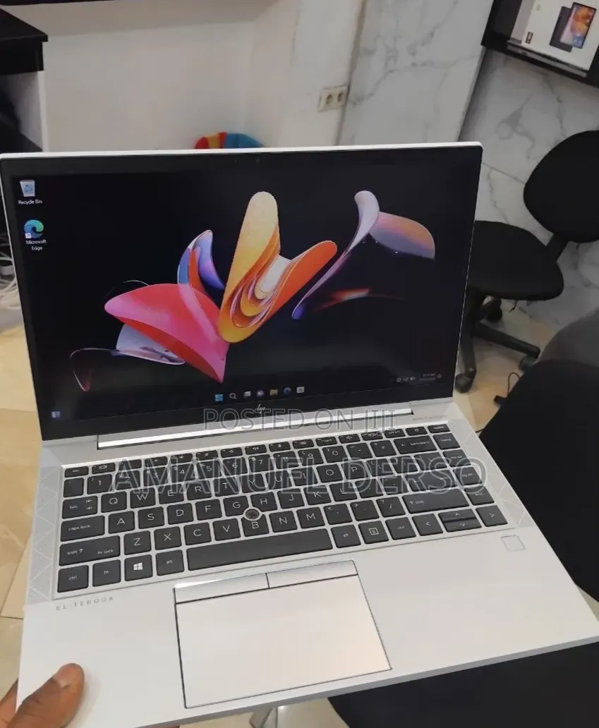 New Laptop HP EliteBook 840 16GB Intel Core i5 SSD 512GB