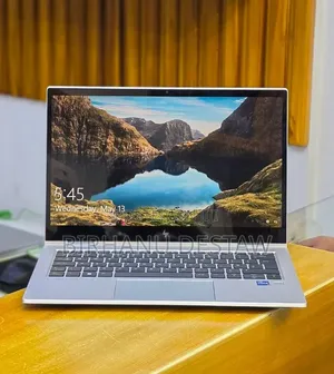 New Laptop HP EliteBook 830 G8 16GB Intel Core i5 SSD 512GB