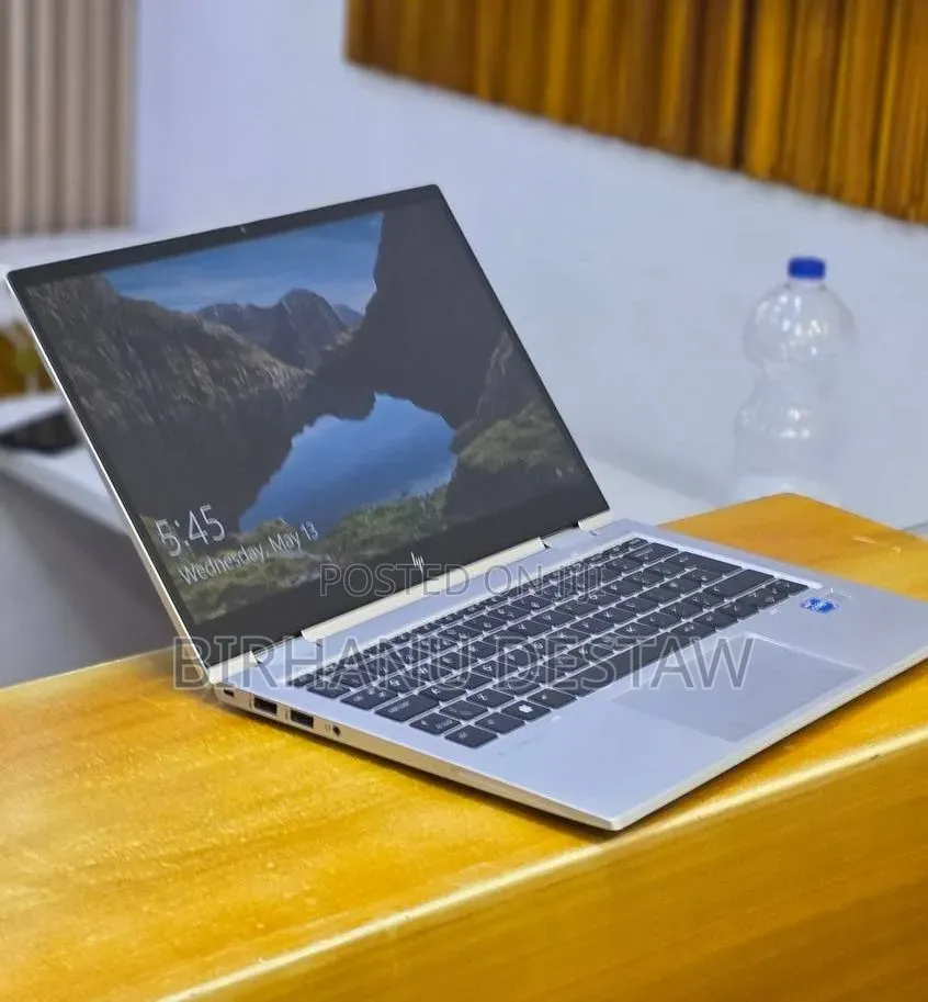 New Laptop HP EliteBook 830 G8 16GB Intel Core i5 SSD 512GB