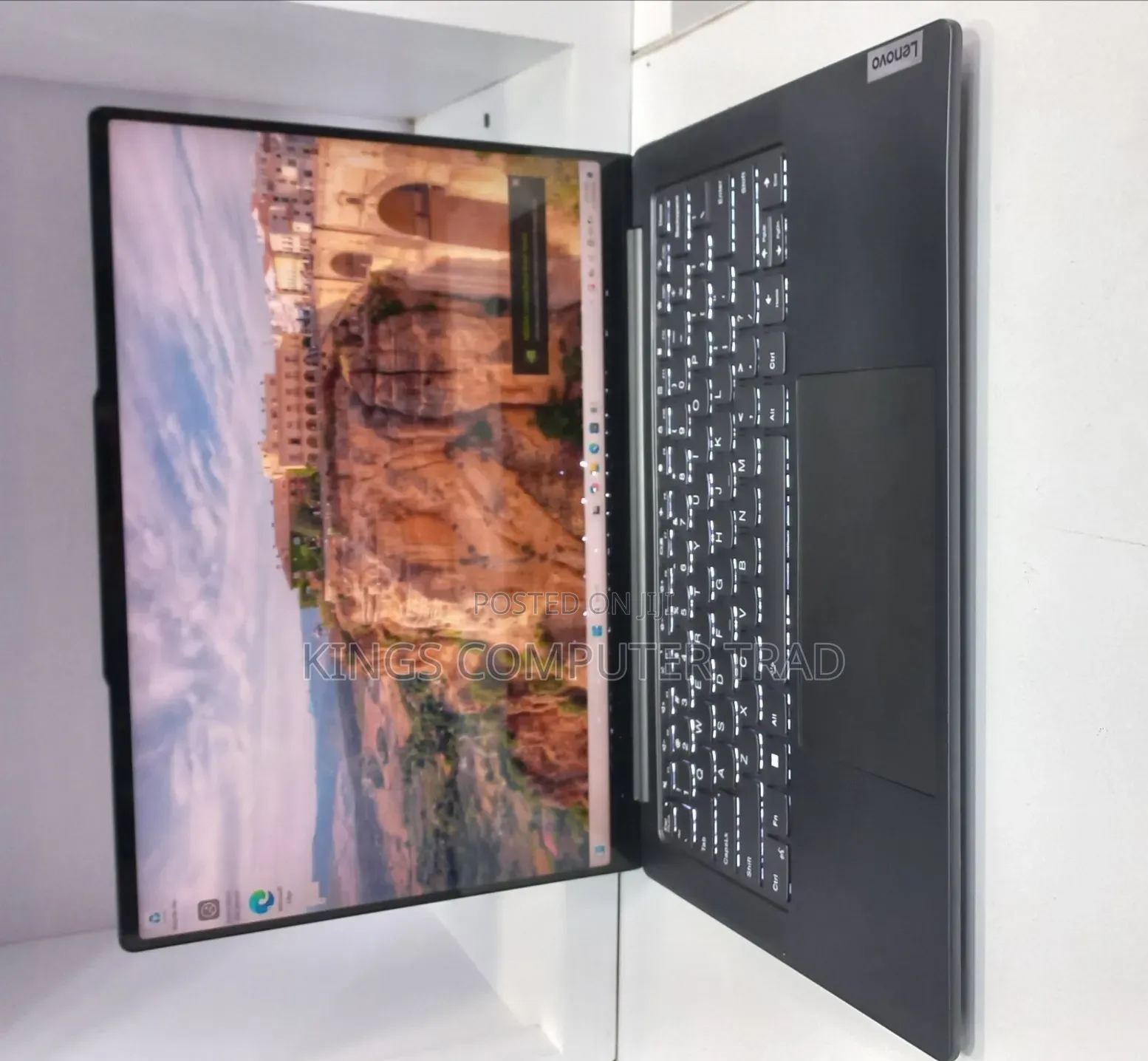 New Laptop Lenovo ThinkPad Yoga 16GB Intel Core i7 SSD 1T