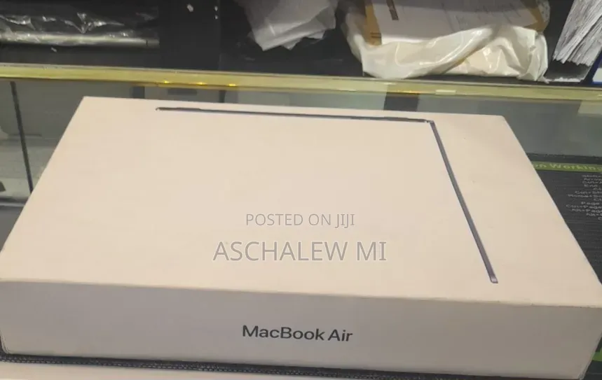 New Laptop Apple MacBook Air 2025 M4 16GB Apple M4 SSD 1T