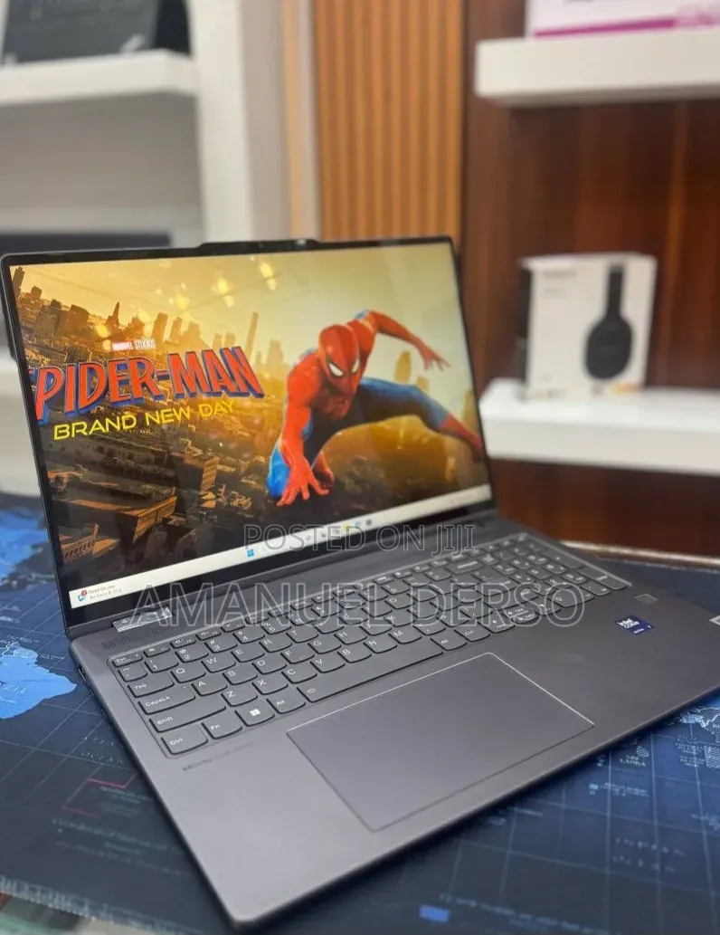 New Laptop Lenovo Legion 5 16GB Intel Core Ultra 7 SSD 512GB