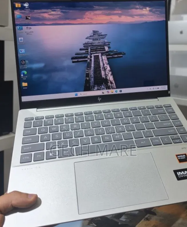 New Laptop HP Pavilion 15 32GB AMD Ryzen 7 SSD 1T