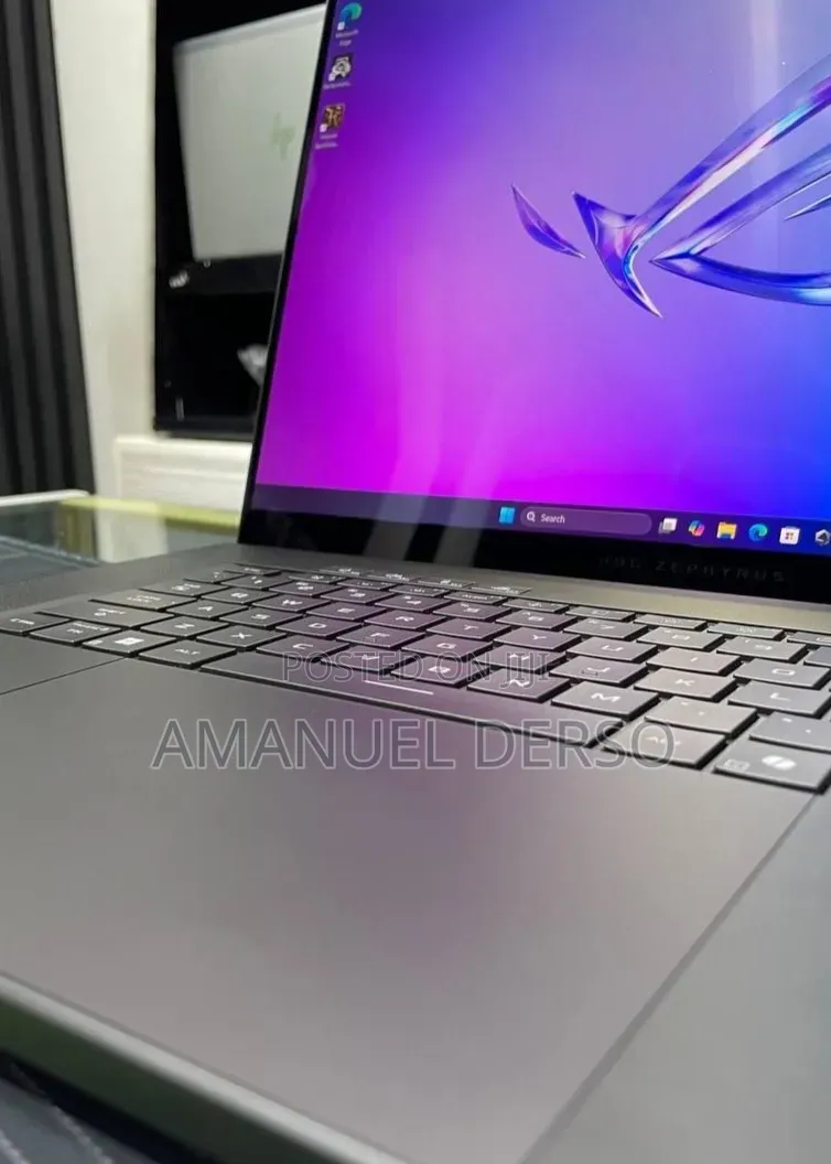 New Laptop Asus ROG Strix G16 G614 32GB Intel Core Ultra 9 SSD 1T