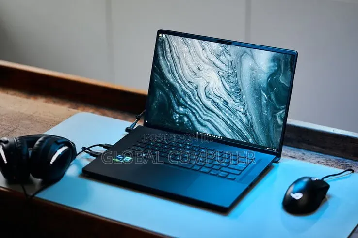 New Laptop Asus ROG Zephyrus G15 16GB Intel Core i9 SSD 1T