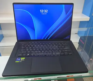 New Laptop Asus ROG Strix G15 16GB Intel Core i9 SSD 1T