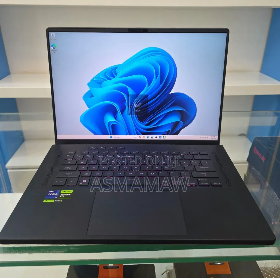 New Laptop Asus ROG Strix G15 16GB Intel Core i9 SSD 1T