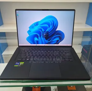 New Laptop Asus ROG Strix G15 16GB Intel Core i9 SSD 1T