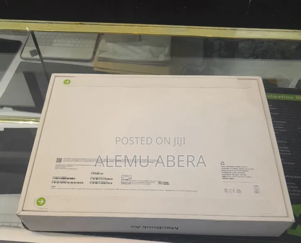 New Laptop Apple MacBook Air 2025 M4 16GB Apple M4 SSD 1T