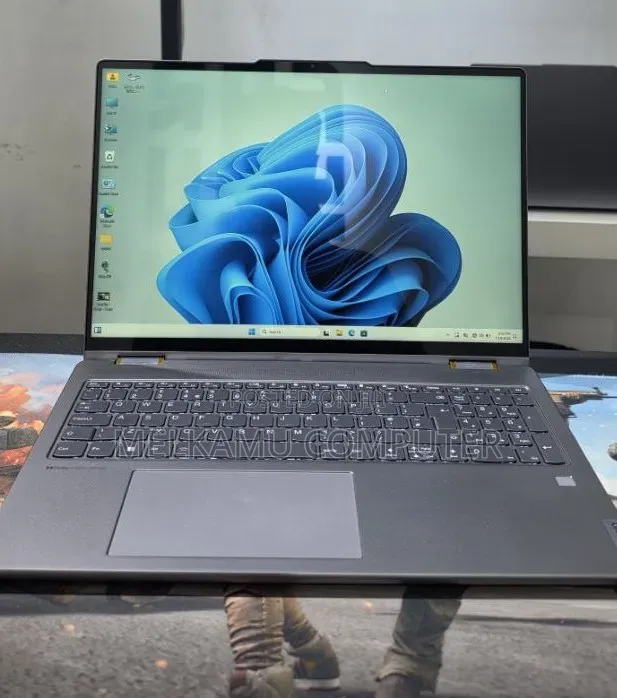 New Laptop Lenovo ThinkPad X380 Yoga 16GB AMD Ryzen 7 SSD 512GB