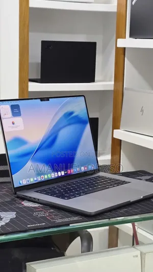 New Laptop Apple MacBook Pro 2021 M1 64GB Apple M1 Max SSD 1T