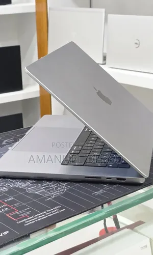 New Laptop Apple MacBook Pro 2021 M1 64GB Apple M1 Max SSD 1T