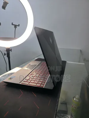 New Laptop HP Omen 15-dh002nr 8GB Intel Core i7 SSD 512GB
