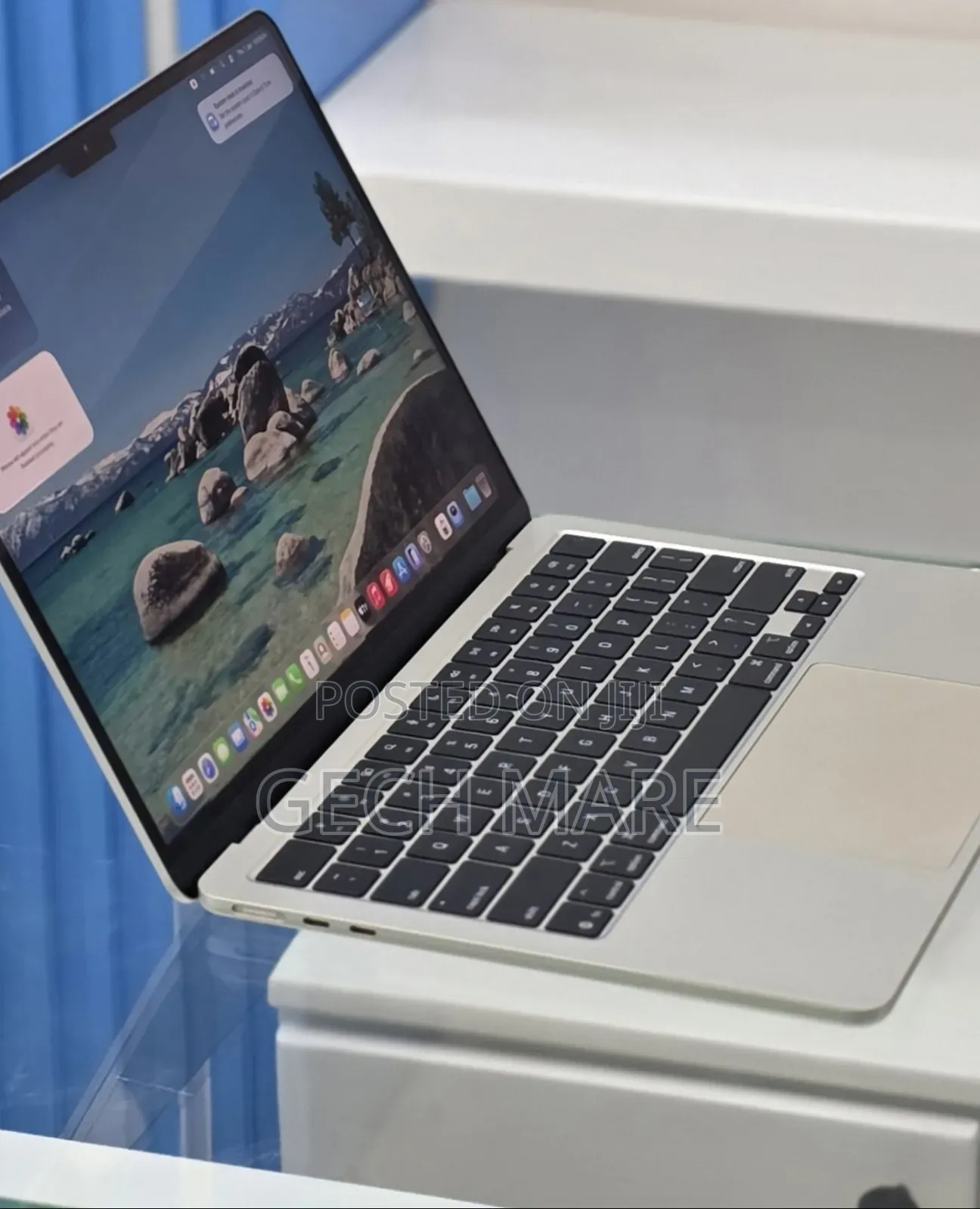 New Laptop Apple MacBook Air 2025 M4 16GB Intel SSD 256GB