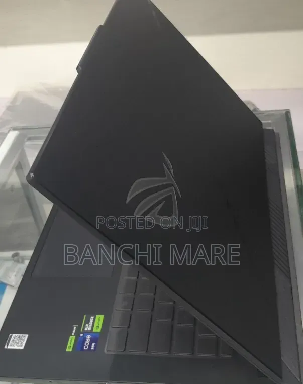 New Laptop Asus ROG Strix G16 16GB Intel Core i9 SSD 1T