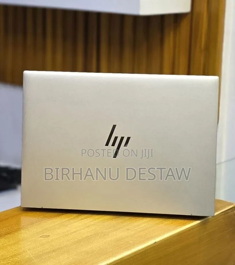 New Laptop HP EliteBook 1040 G8 16GB Intel Core i7 SSD 512GB