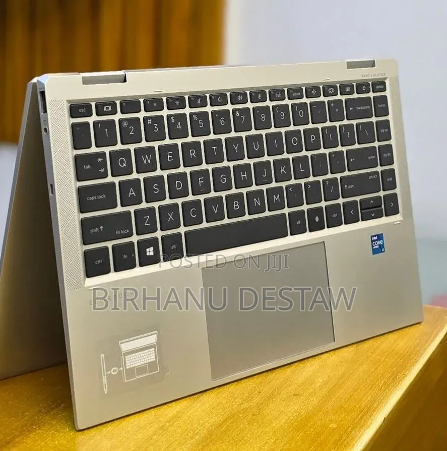 New Laptop HP EliteBook 1040 G8 16GB Intel Core i7 SSD 512GB