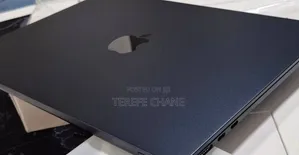 New Laptop Apple MacBook Air 2022 M2 8GB Apple M2 SSD 256GB