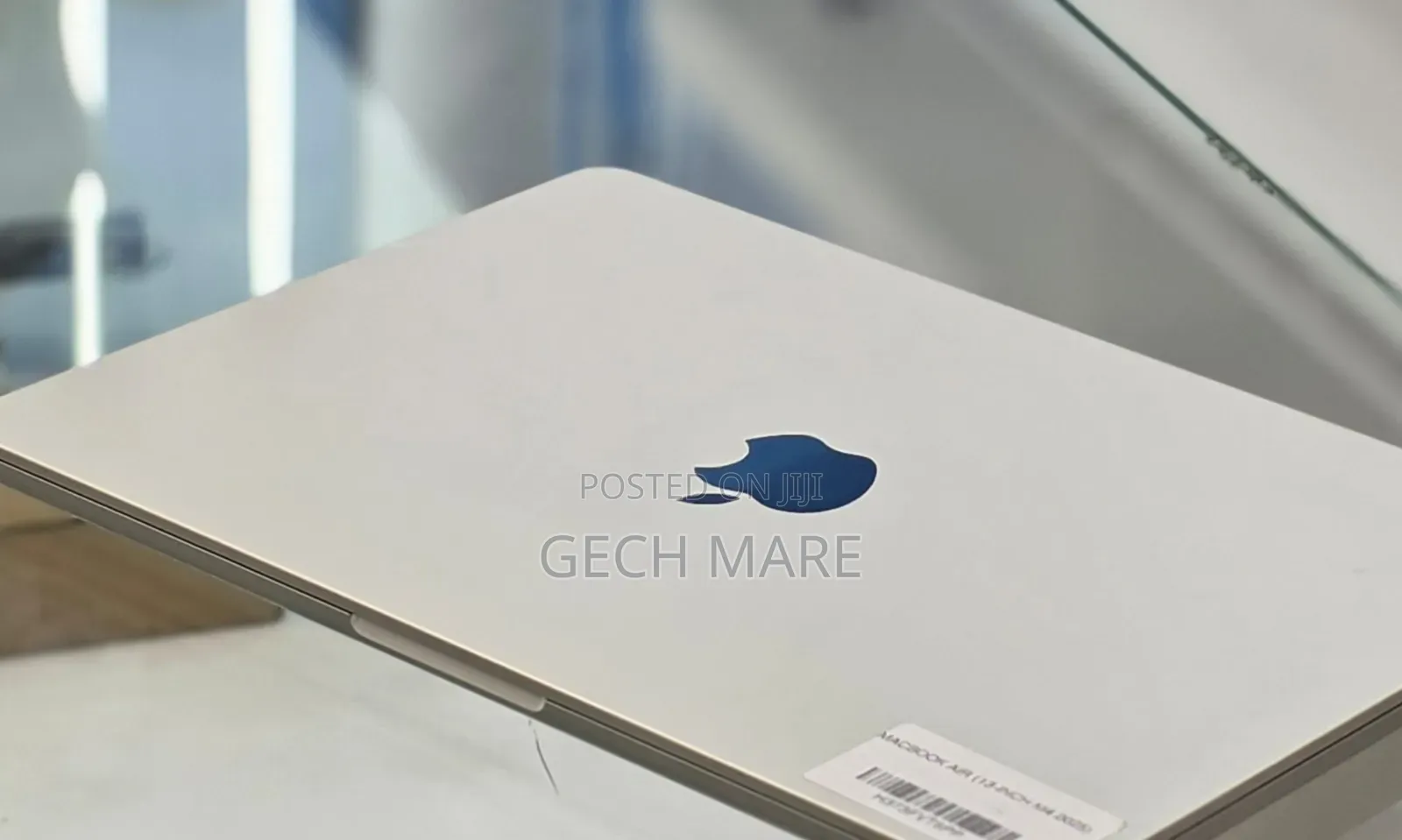 New Laptop Apple MacBook Air 2025 M4 16GB Intel SSD 256GB