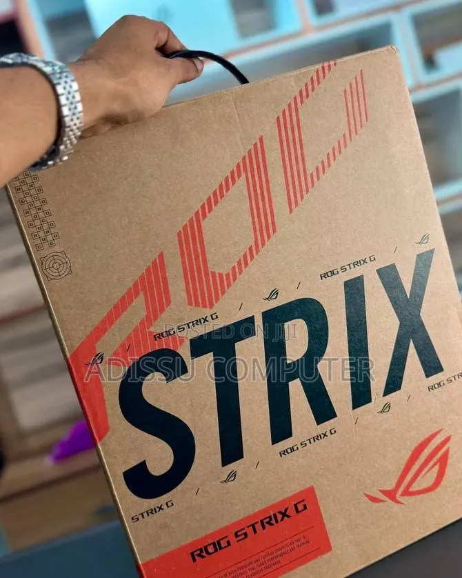 New Laptop Asus ROG Strix G15 16GB Intel Core i7 SSD 1T