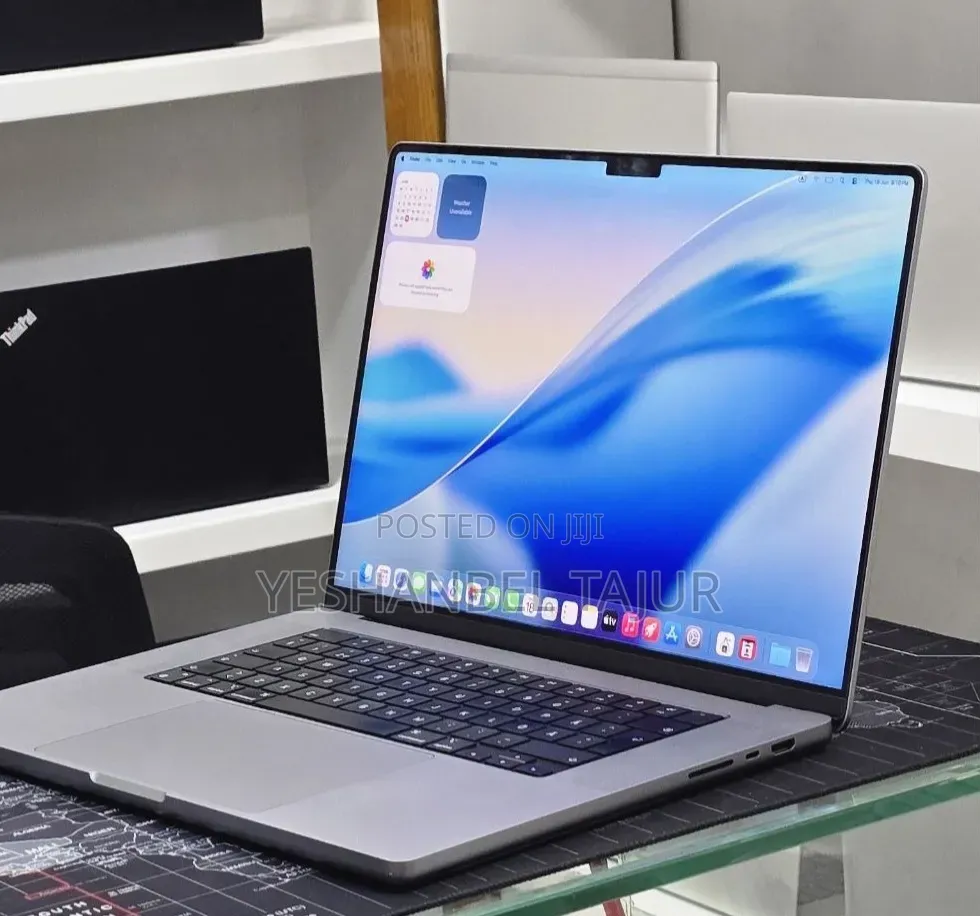 New Laptop Apple MacBook Pro 2021 M1 Max 64GB Apple M1 Max SSD 1T