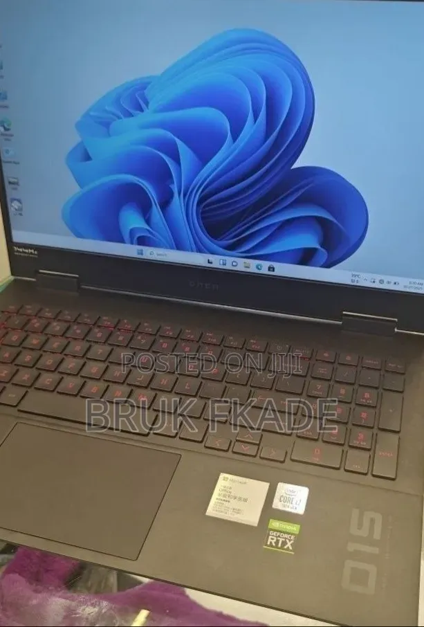 New Laptop HP Omen 15 16GB Intel Core i7 SSD 512GB