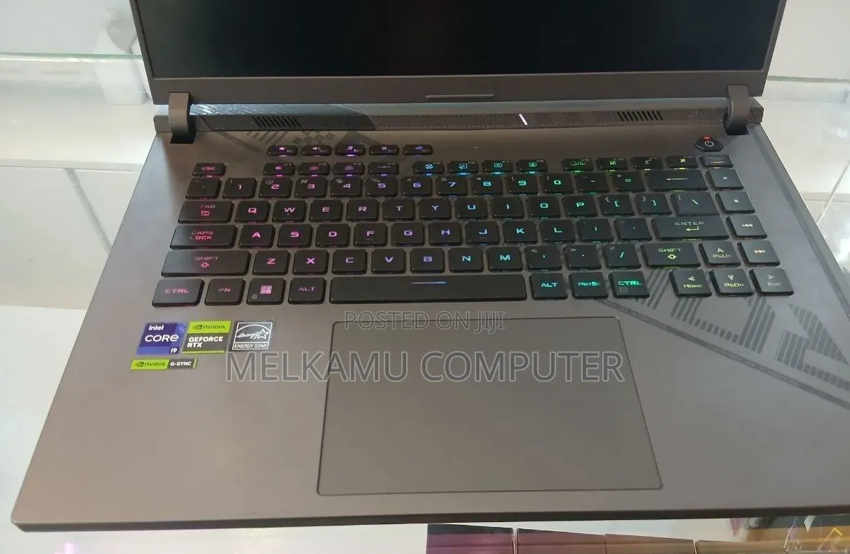 New Laptop Asus ROG Strix G16 16GB Intel Core i9 SSD 1T
