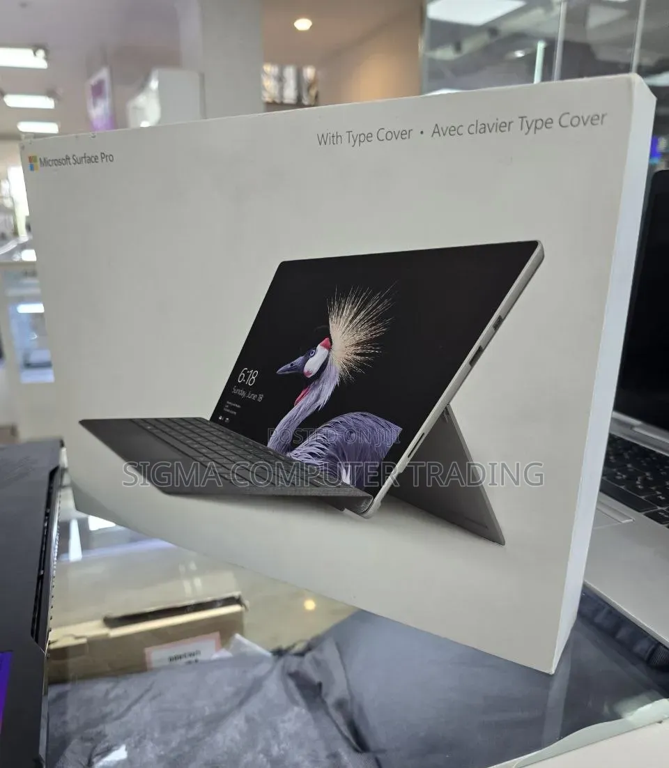 New Laptop Microsoft Surface 8GB Intel Core i5 SSD 128GB