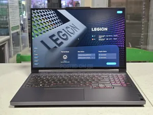 New Laptop Lenovo Legion Pro 7 16GB AMD Ryzen 7 SSD 512GB