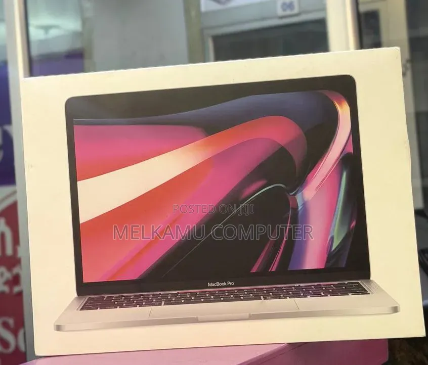 New Laptop Apple MacBook Pro 2020 M1 8GB Apple M1 SSD 512GB