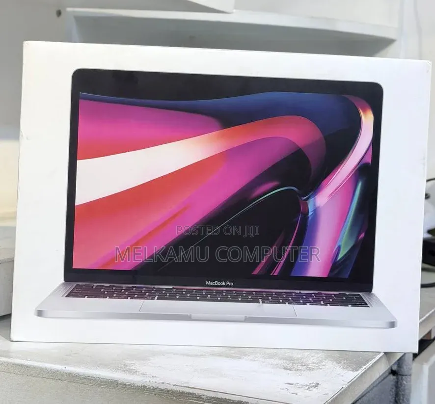 New Laptop Apple MacBook Pro 2020 M1 8GB Apple M1 SSD 512GB