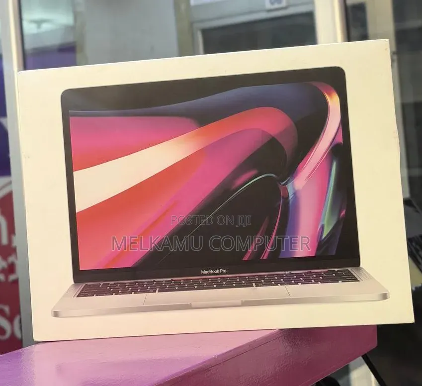 New Laptop Apple MacBook Pro 2020 M1 8GB Apple M1 SSD 512GB