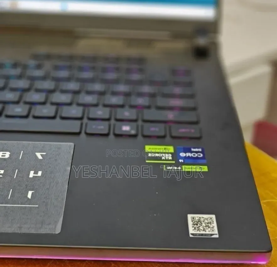 New Laptop Asus ROG Strix G16 G614 16GB Intel Core i7 SSD 1T