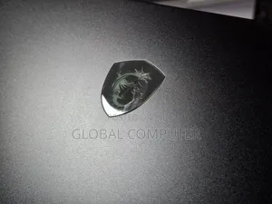 New Laptop MSI Raider GE68HX 13VI-202US 32GB Intel Core i9 SSD 1T